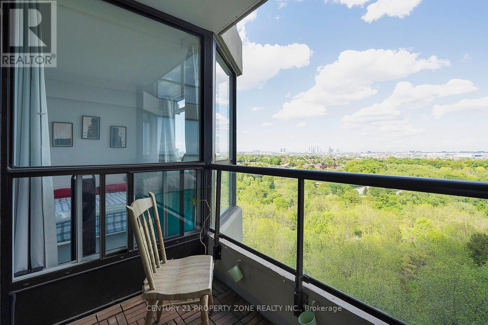 1411 - 5 Rowntree Road, Toronto, Ontario  M9V 5G9 - Photo 13 - W12181656