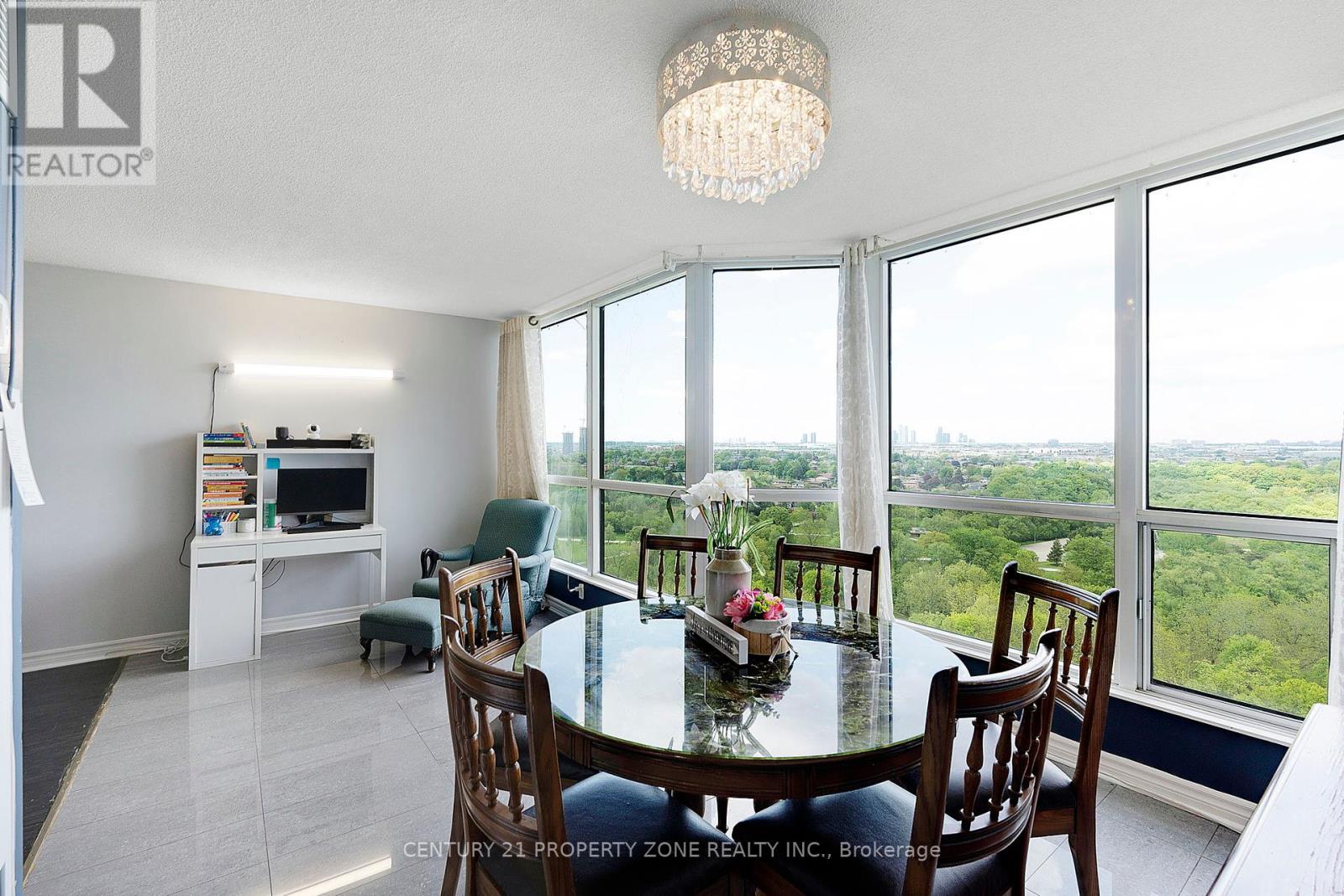 1411 - 5 Rowntree Road, Toronto, Ontario  M9V 5G9 - Photo 5 - W12181656