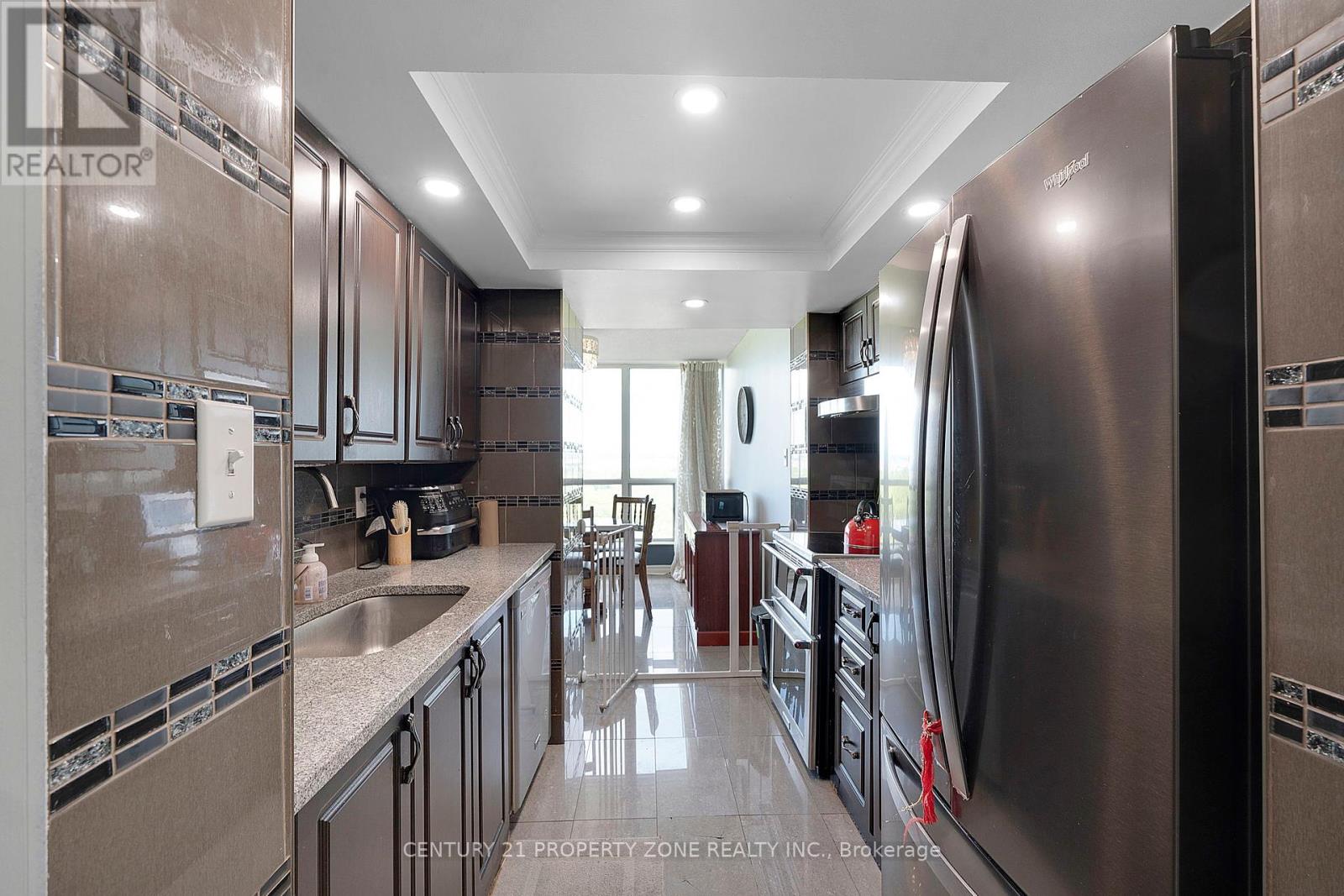 1411 - 5 Rowntree Road, Toronto, Ontario  M9V 5G9 - Photo 8 - W12181656