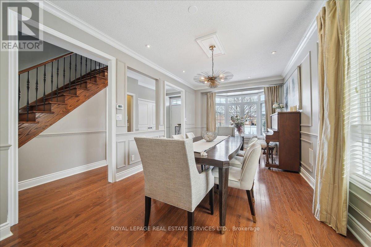 2313 Blue Oak Circle, Oakville, Ontario  L6M 5J3 - Photo 11 - W12181668
