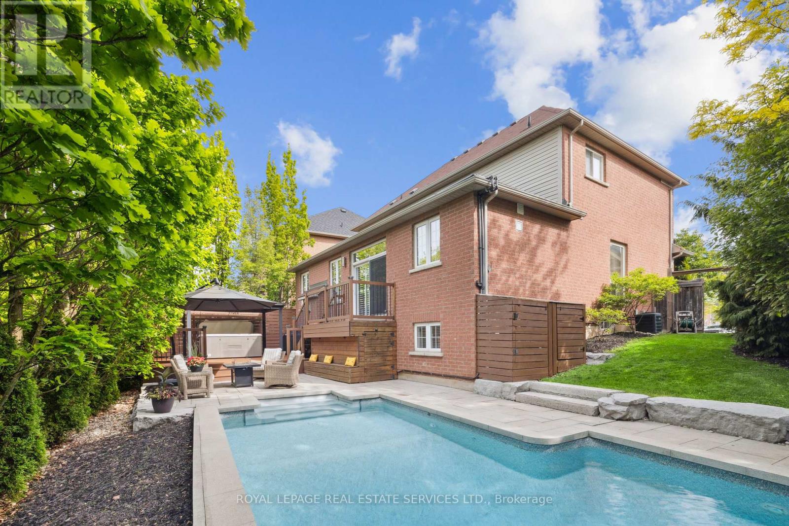 2313 Blue Oak Circle, Oakville, Ontario  L6M 5J3 - Photo 3 - W12181668