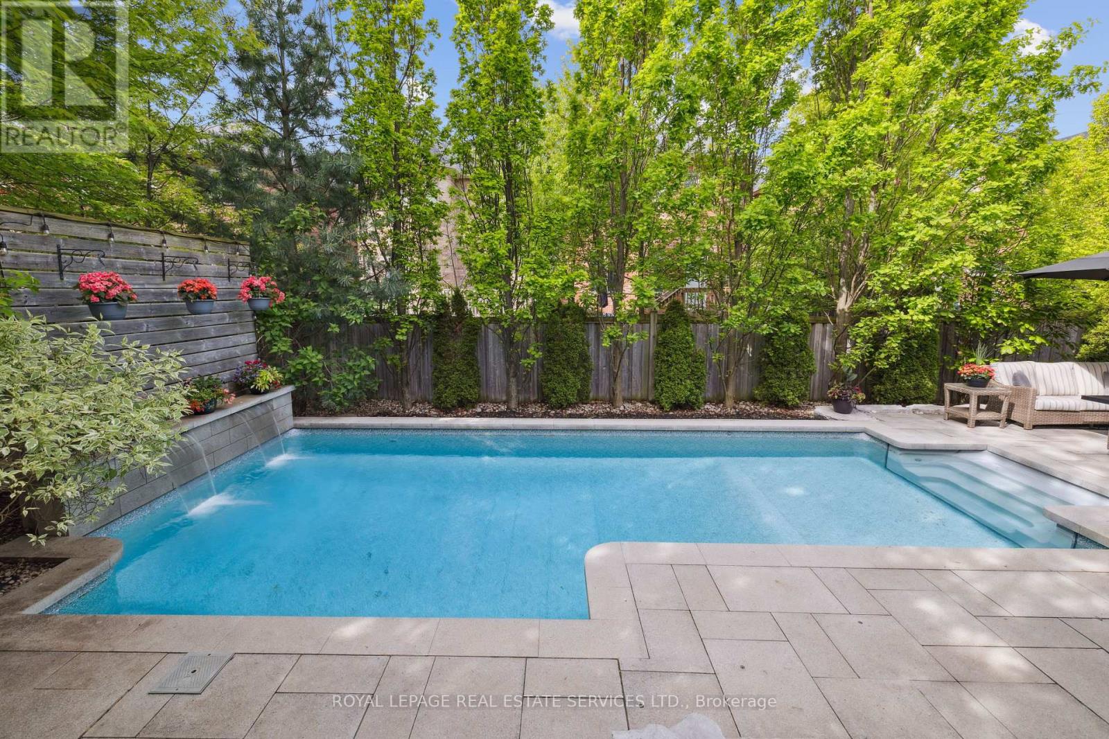 2313 Blue Oak Circle, Oakville, Ontario  L6M 5J3 - Photo 5 - W12181668