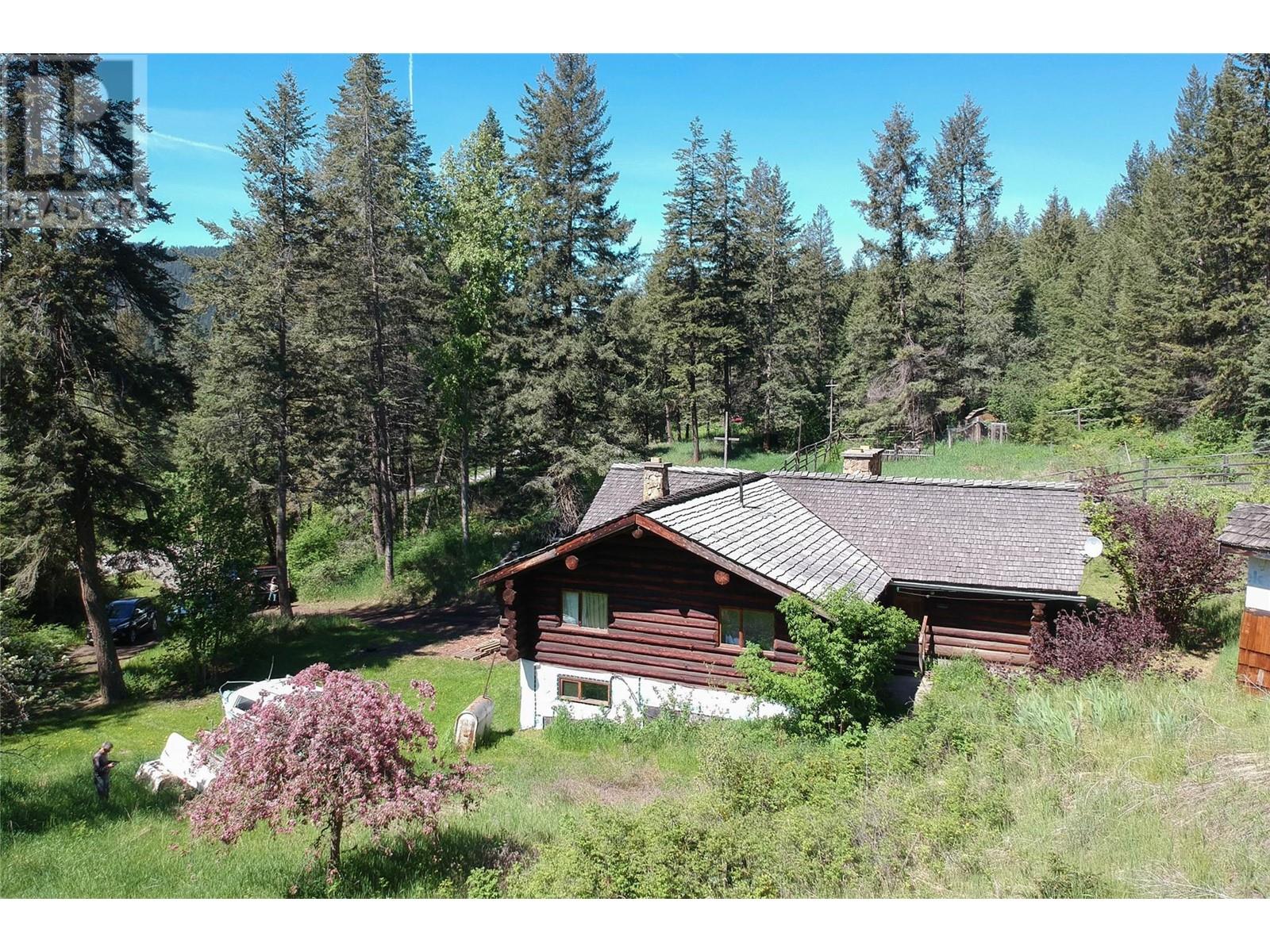 Property at 571 Creighton Valley Road image 4