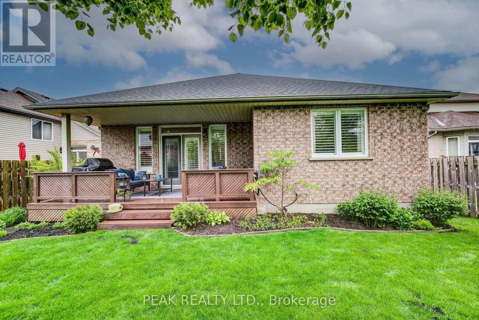 415 Lake Louise Boulevard, Waterloo, Ontario  N2V 2K4 - Photo 46 - X12181475