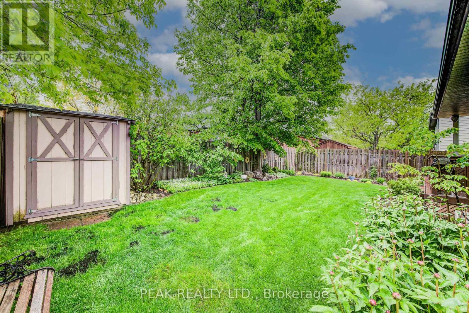415 Lake Louise Boulevard, Waterloo, Ontario  N2V 2K4 - Photo 48 - X12181475