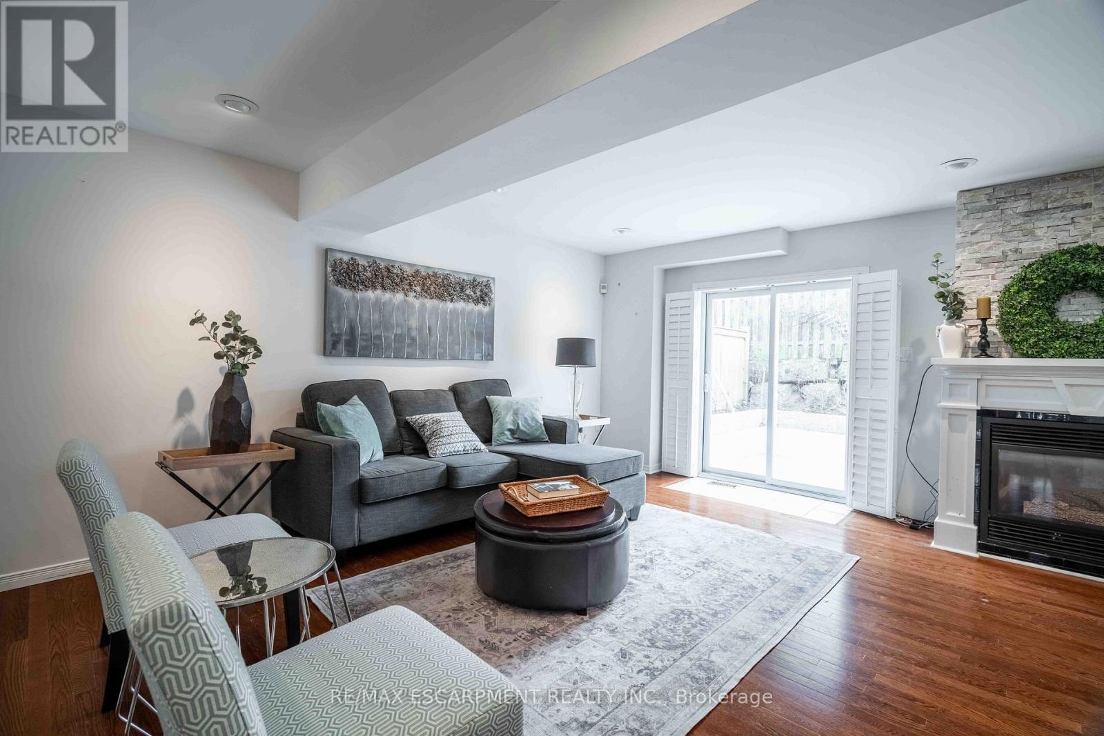 304 Acadia Drive, Hamilton, Ontario  L8W 3L1 - Photo 19 - X12181571