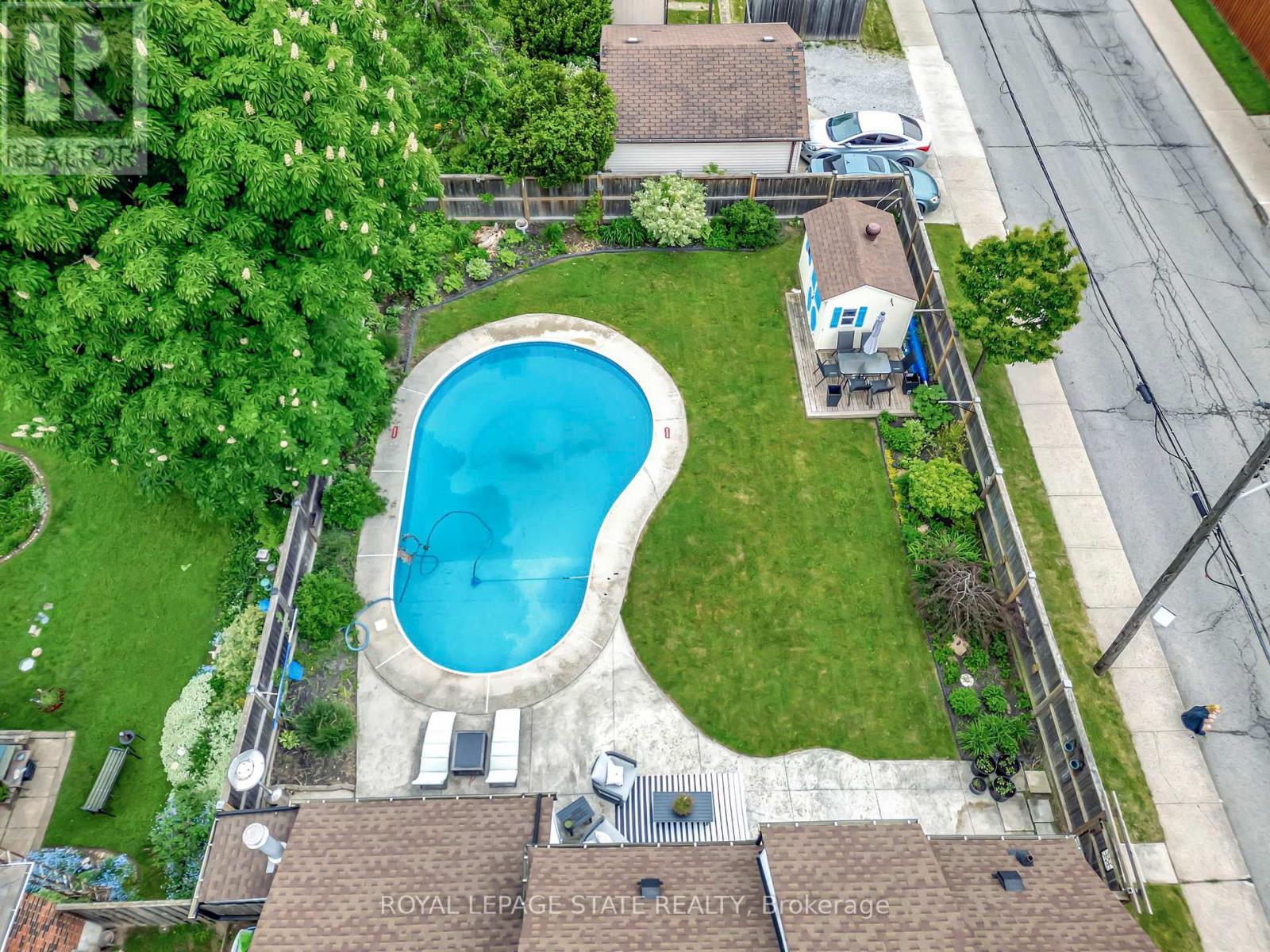 57 West 4th Street, Hamilton, Ontario  L9C 3M5 - Photo 42 - X12181590