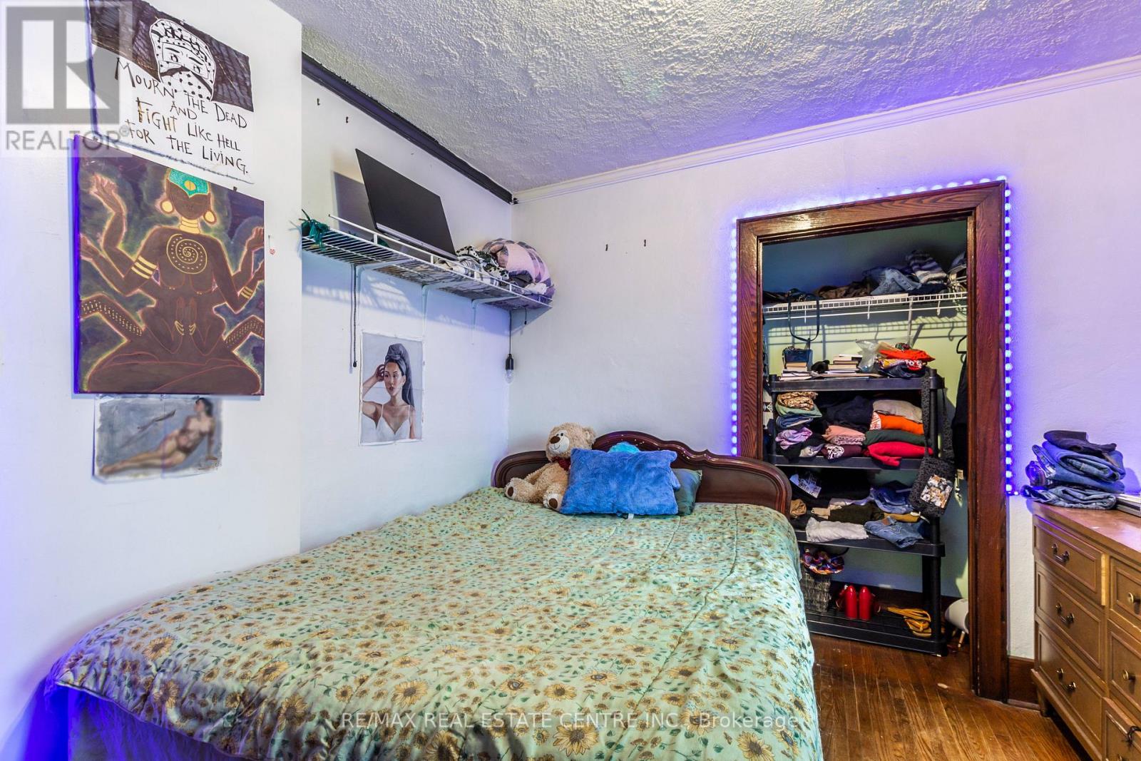 178 Erb Street W, Waterloo, Ontario  N2L 1V3 - Photo 6 - X12181610