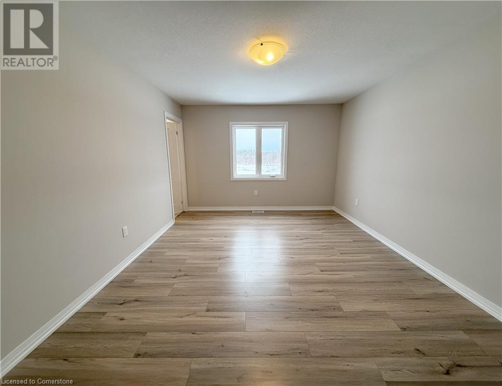 Photo 16 of 28 for 40 Middleton Street