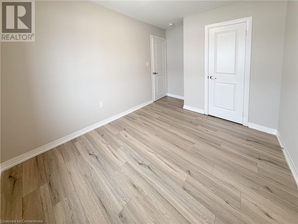 Photo 22 of 28 for 40 Middleton Street