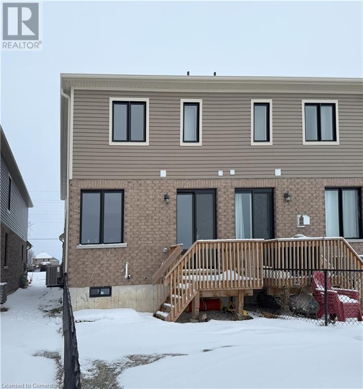 Photo 24 of 28 for 40 Middleton Street