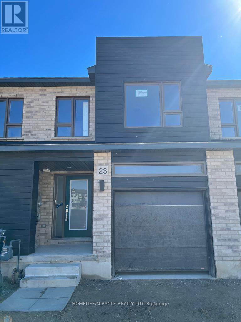 23 PONY WAY, Kitchener, Ontario