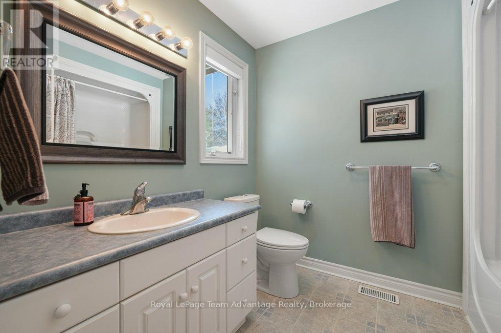 56 Granite Road N, The Archipelago, Ontario  P0G 1K0 - Photo 29 - X12014787