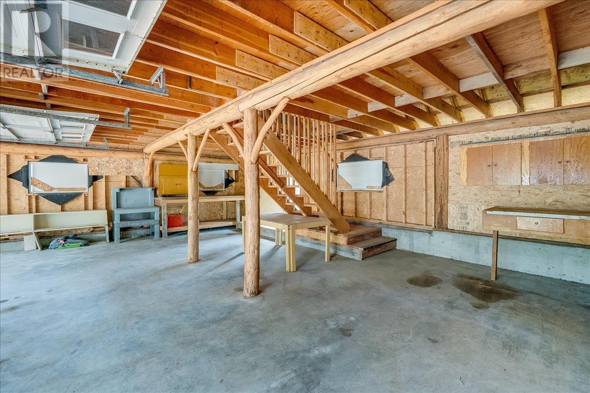 7650 Broadwater Road, Deer Park, BC V1N4V8