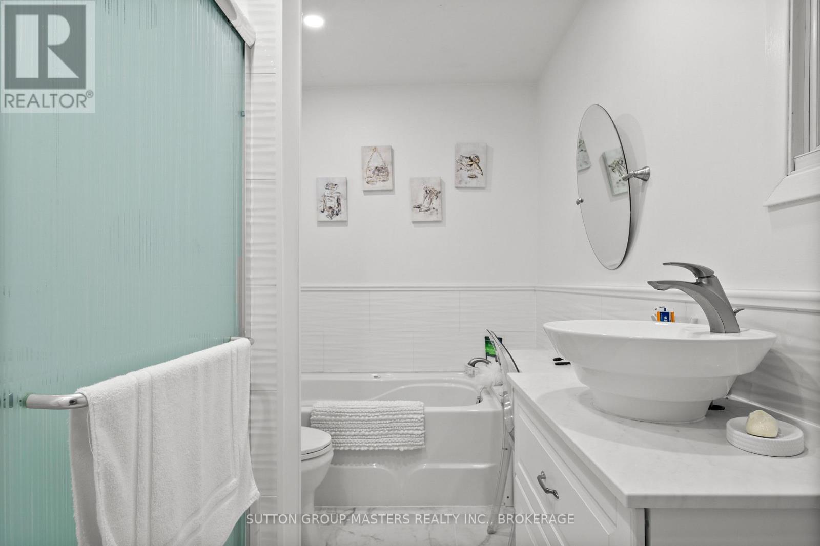 36 Flying Club Road, Quinte West, Ontario  K0K 2C0 - Photo 18 - X12172465