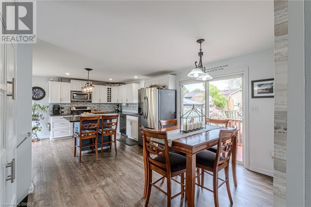 Photo 15 of 50 for 388 Mckellar Street