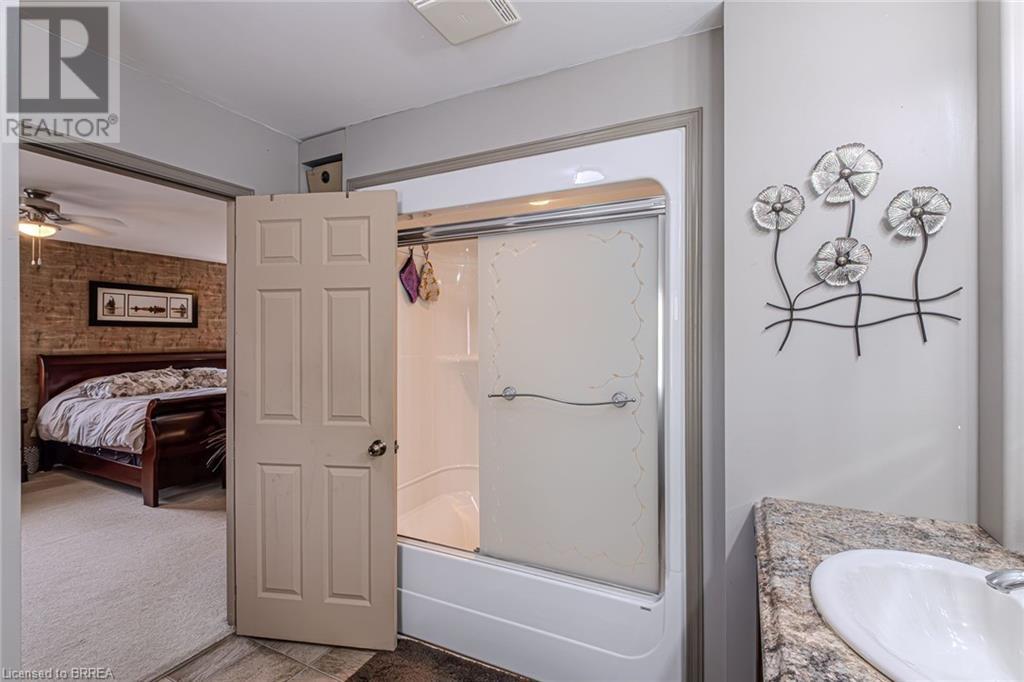 Photo 32 of 50 for 388 Mckellar Street