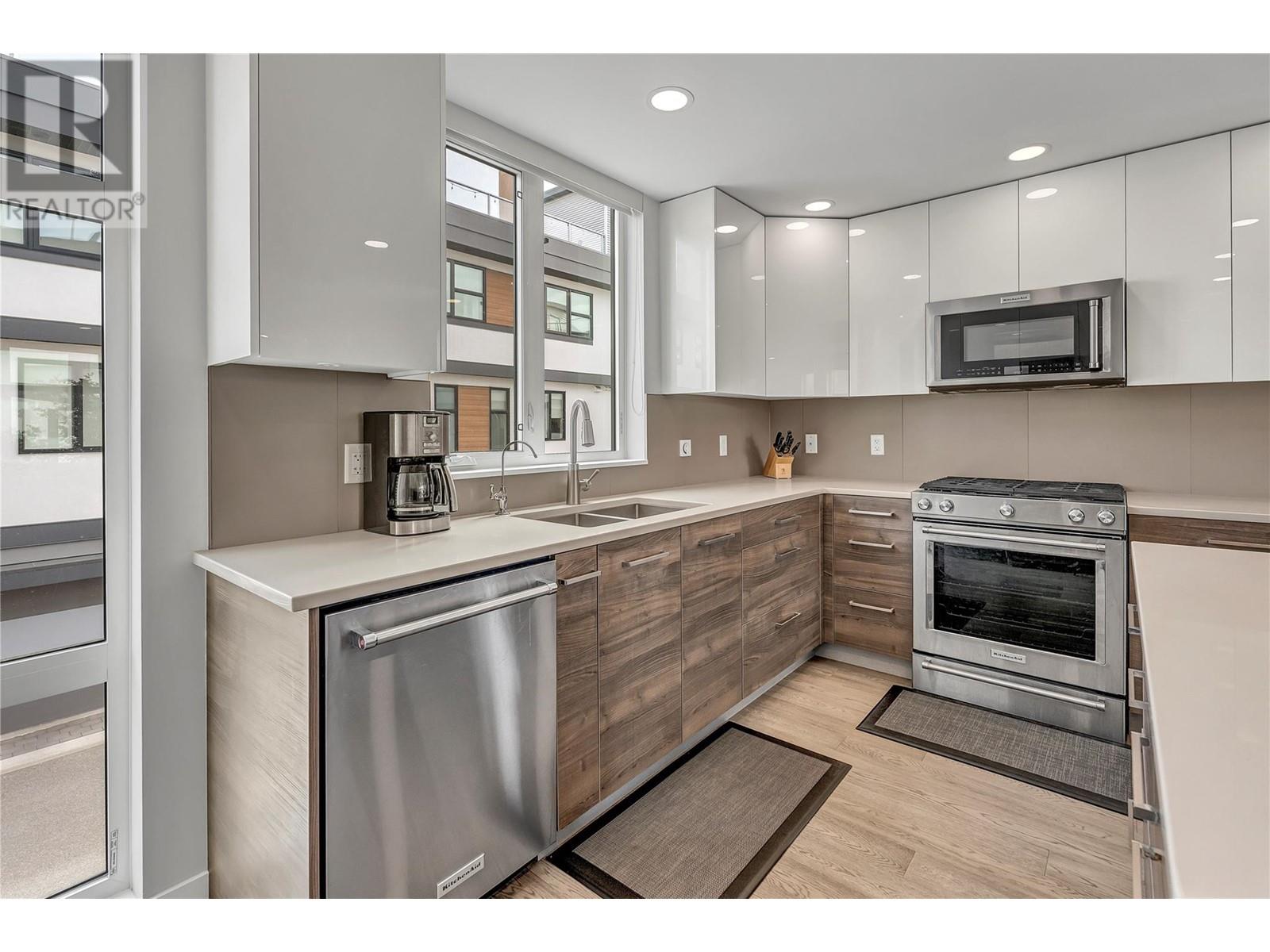 1515 Highland Drive N Unit# 34, Kelowna, British Columbia  V1Y 0C9 - Photo 5 - 10349753
