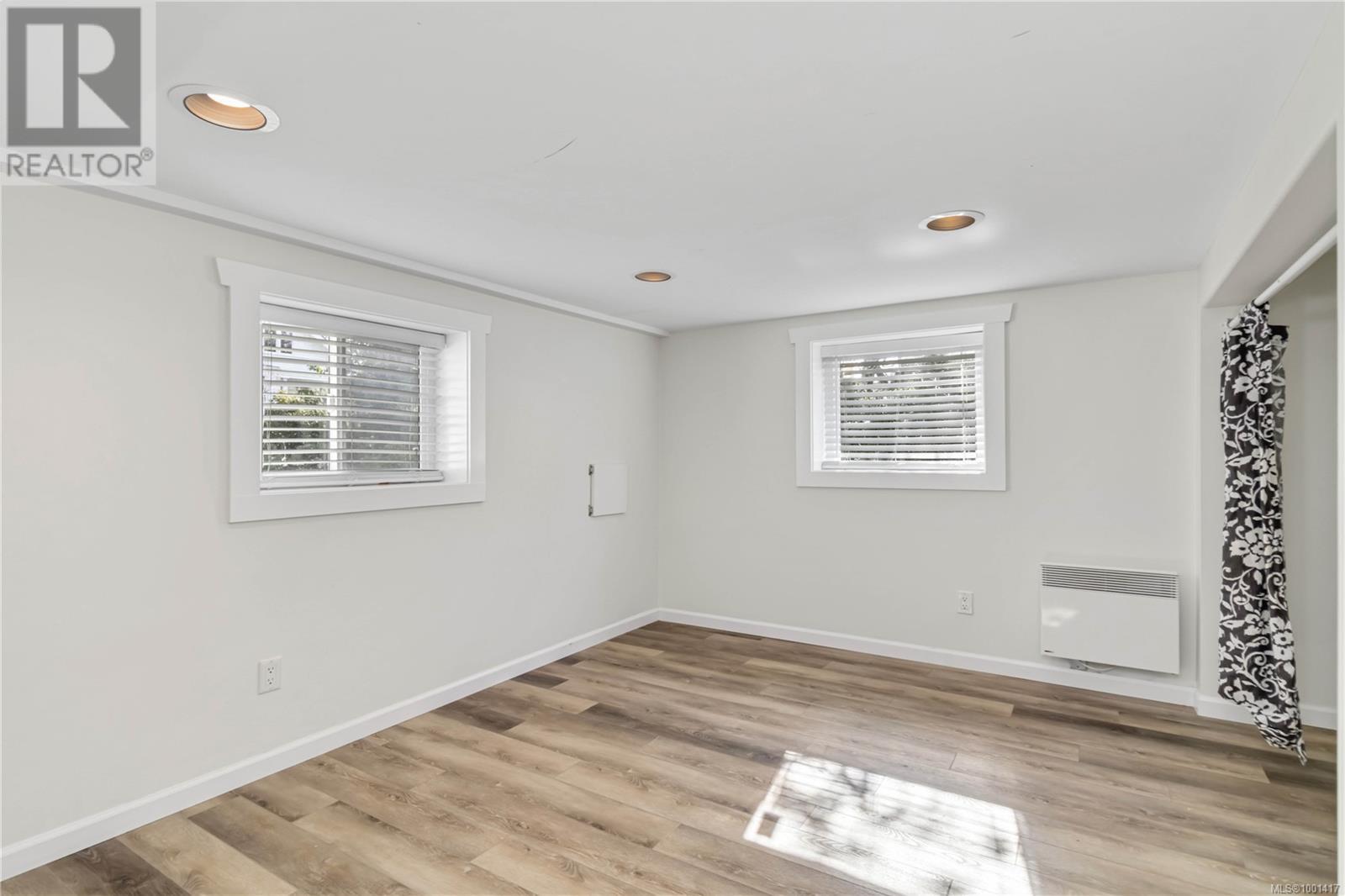 1064 Deal St, Oak Bay, British Columbia  V8S 5G5 - Photo 30 - 1001417