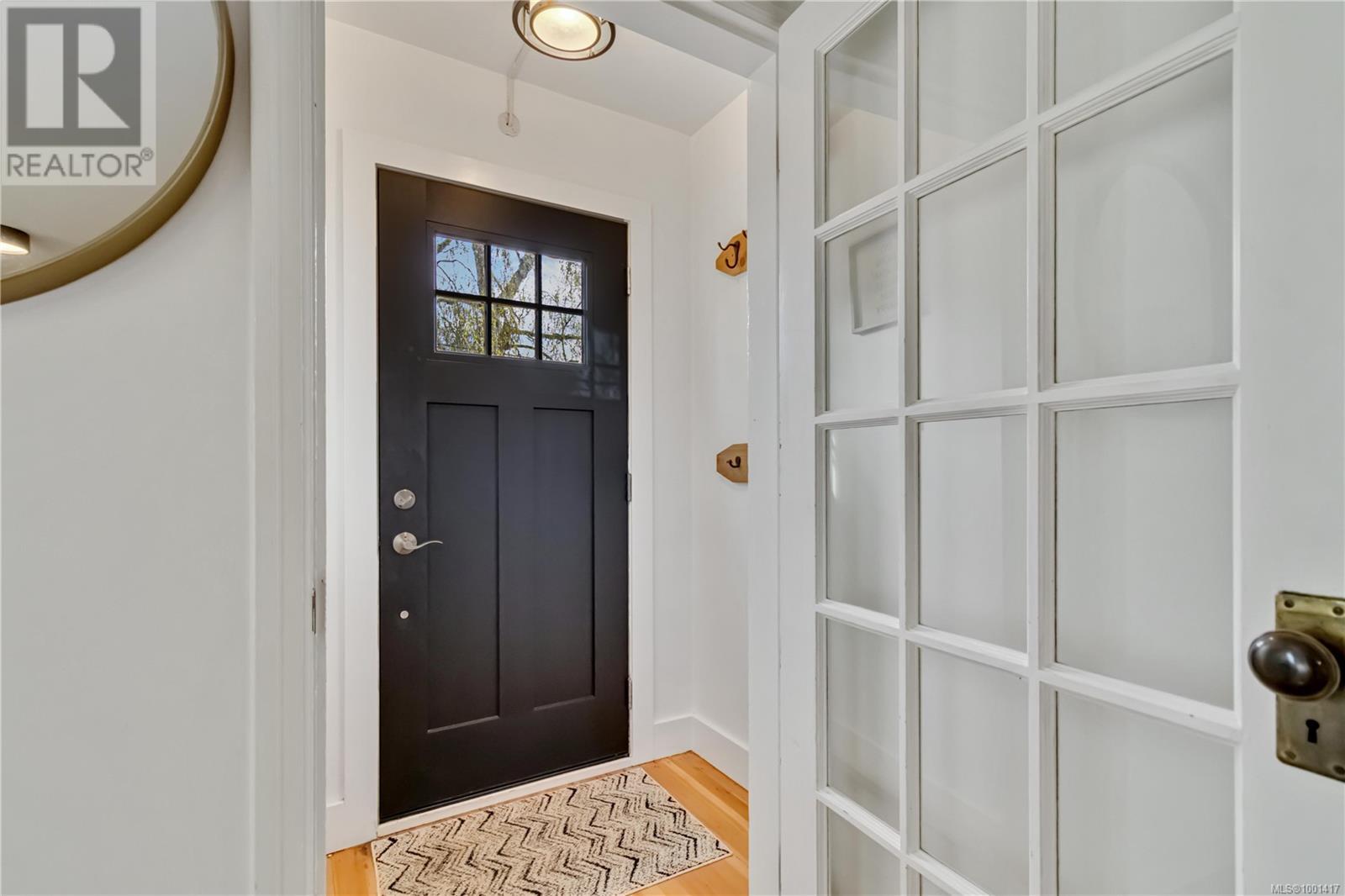 1064 Deal St, Oak Bay, British Columbia  V8S 5G5 - Photo 4 - 1001417