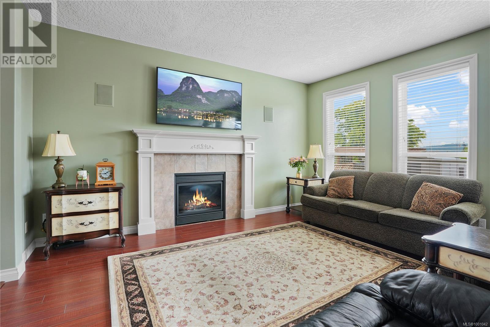 Property at 6583 Felderhof Rd image 3