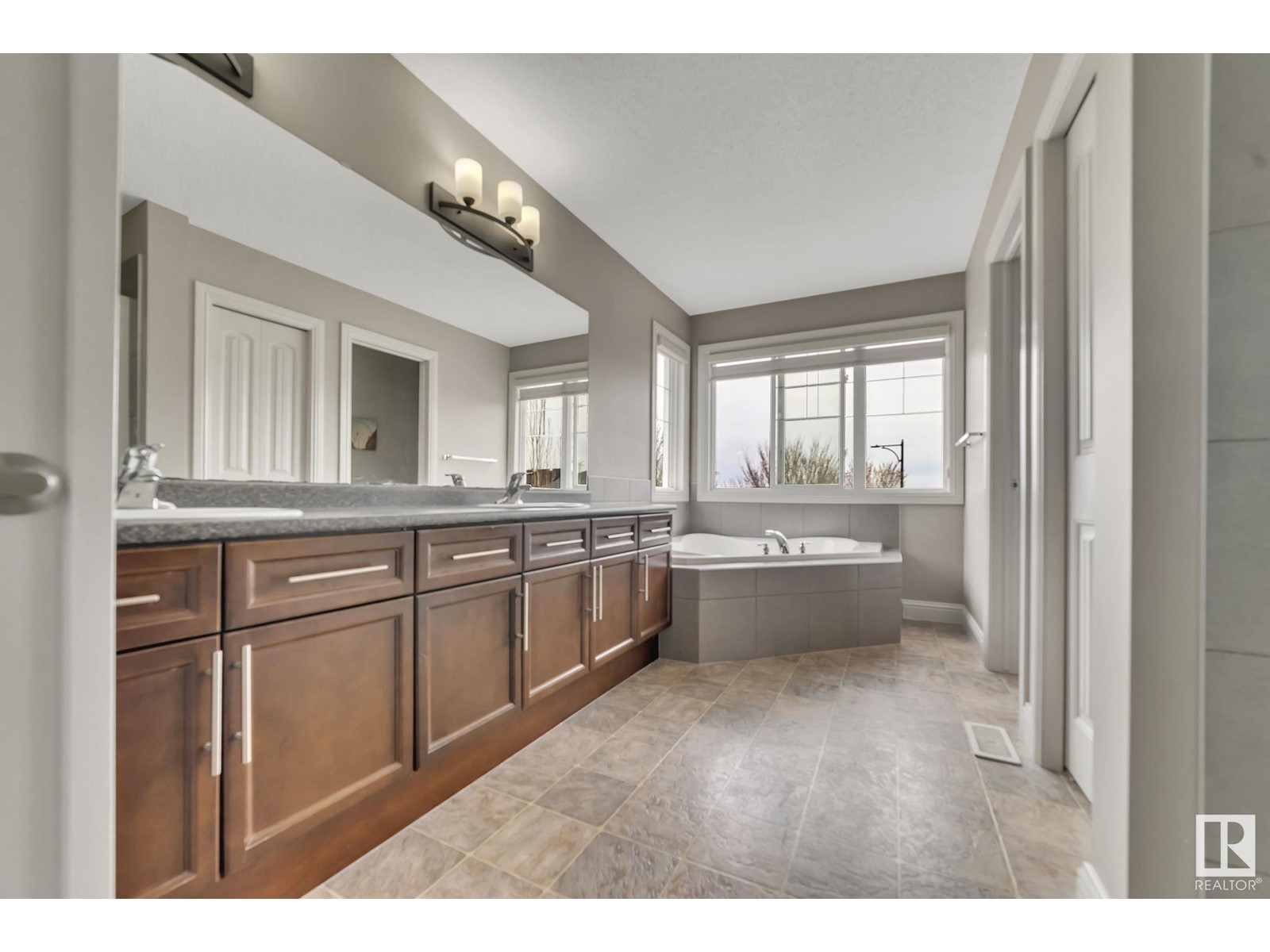 216 55 St Sw, Edmonton, Alberta  T6X 0L1 - Photo 32 - E4439145