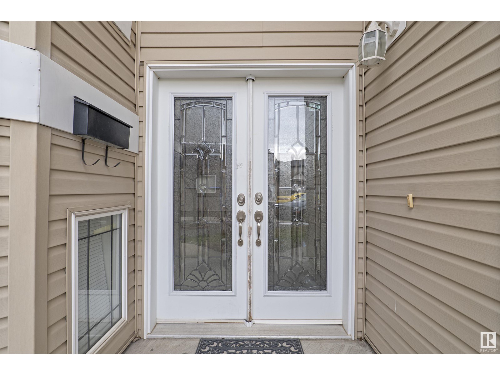 2608 31 Street Nw, Edmonton, Alberta  T6T 1R2 - Photo 4 - E4439150