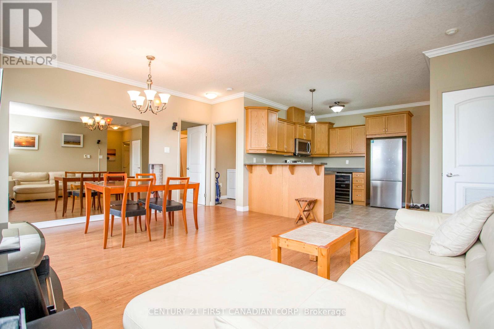 505 - 435 Colborne Street, London East (East F), Ontario  N6B 2T2 - Photo 12 - X12181877