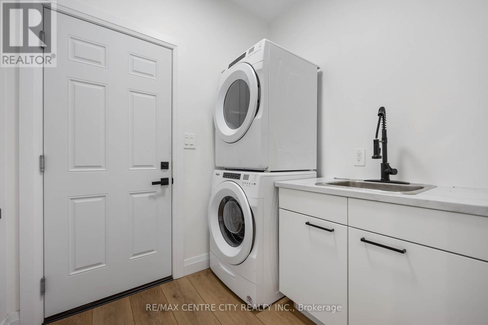 195 Essex Street, Sarnia, Ontario  N7S 0C2 - Photo 14 - X12181882
