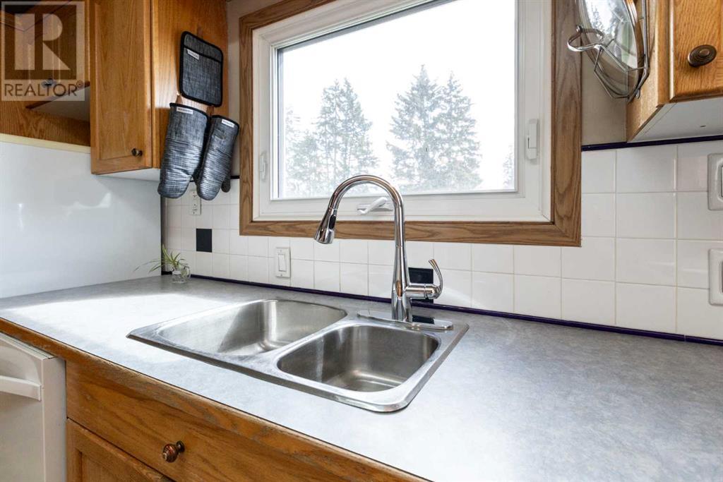 5024 46 Street, Innisfail, Alberta  T4G 1L6 - Photo 9 - A2217381
