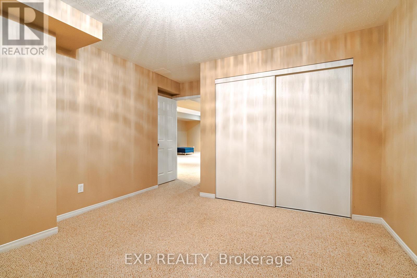 58 Withrow Avenue E, Ottawa, Ontario  K2G 2J1 - Photo 17 - X12181958