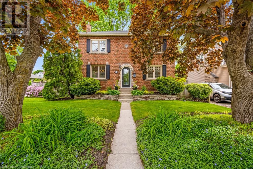 605 Emerald Street, Burlington, Ontario  L7R 2P3 - Photo 2 - 40733390