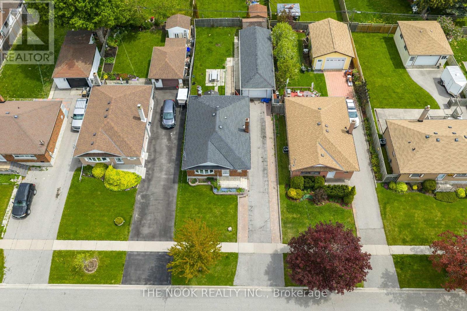 1145 Cloverdale Street, Oshawa, Ontario  L1H 4E5 - Photo 5 - E12181908