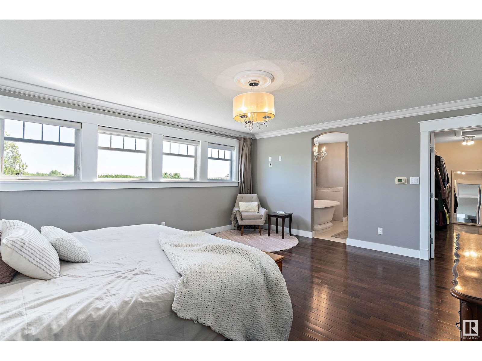 Property at 26 VERONA CR image 5