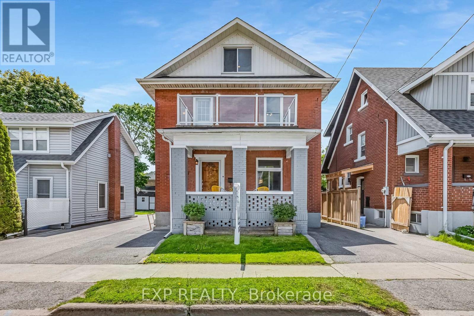 91 ADELAIDE AVENUE E, Oshawa, Ontario