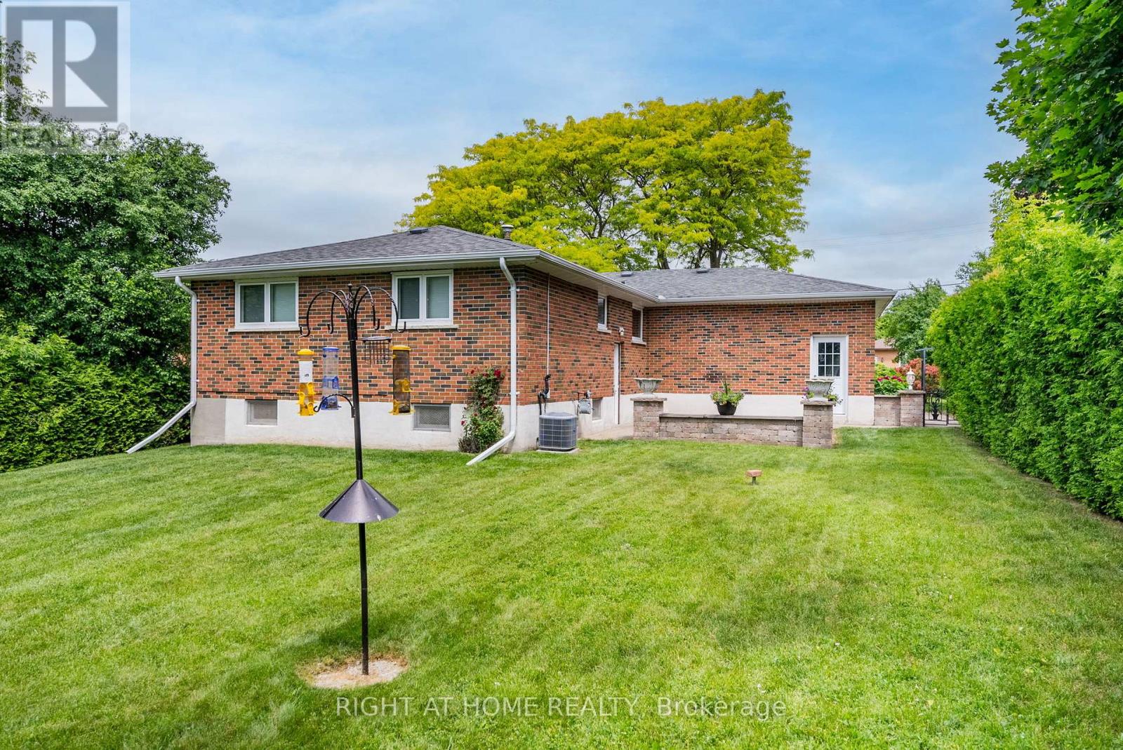 109 Crawforth Street, Whitby, Ontario  L1N 3S4 - Photo 38 - E12181711