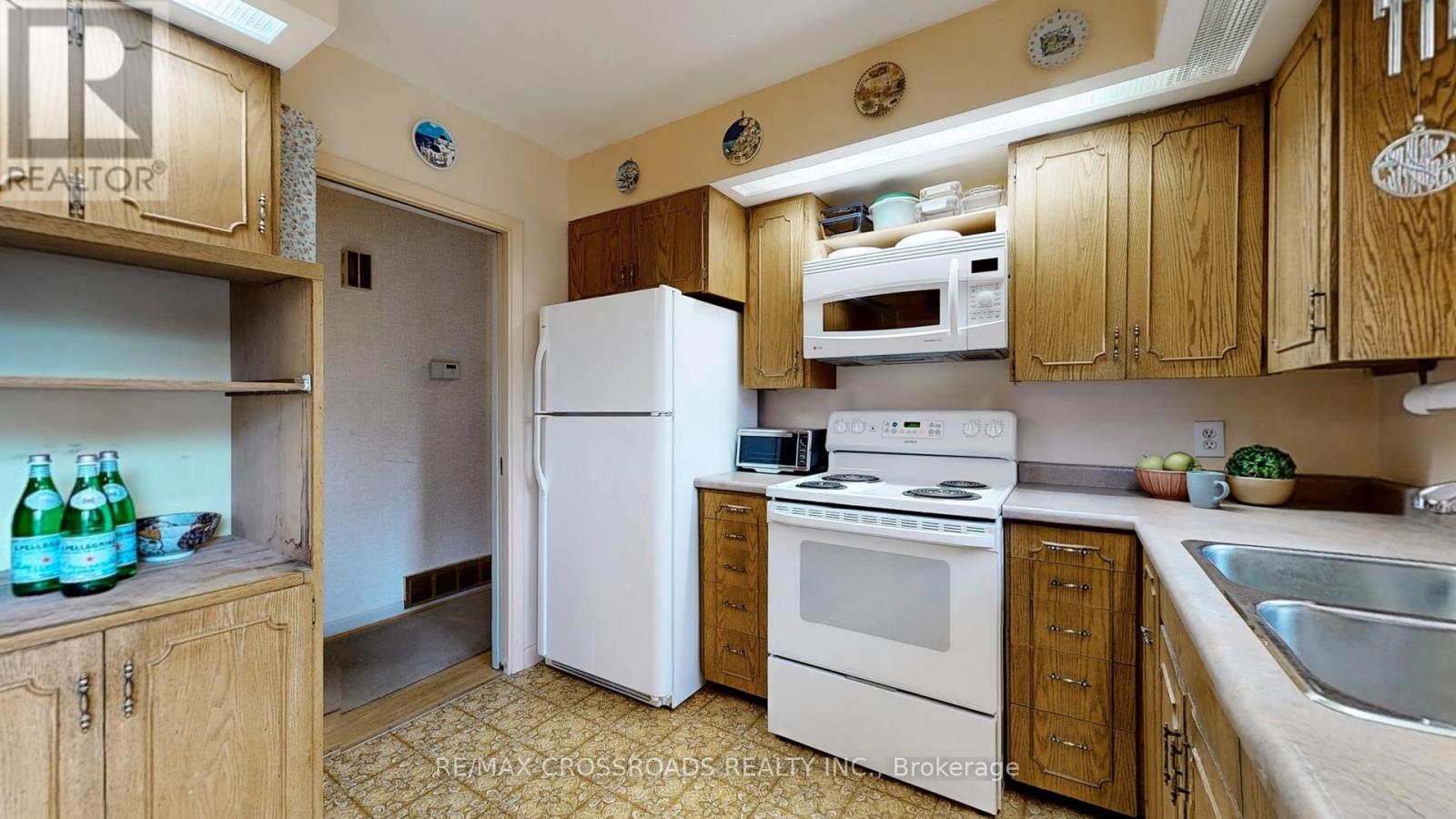 14 Brightbay Crescent, Markham, Ontario  L3T 1C1 - Photo 10 - N12181714