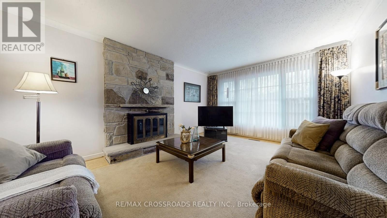 14 Brightbay Crescent, Markham, Ontario  L3T 1C1 - Photo 4 - N12181714