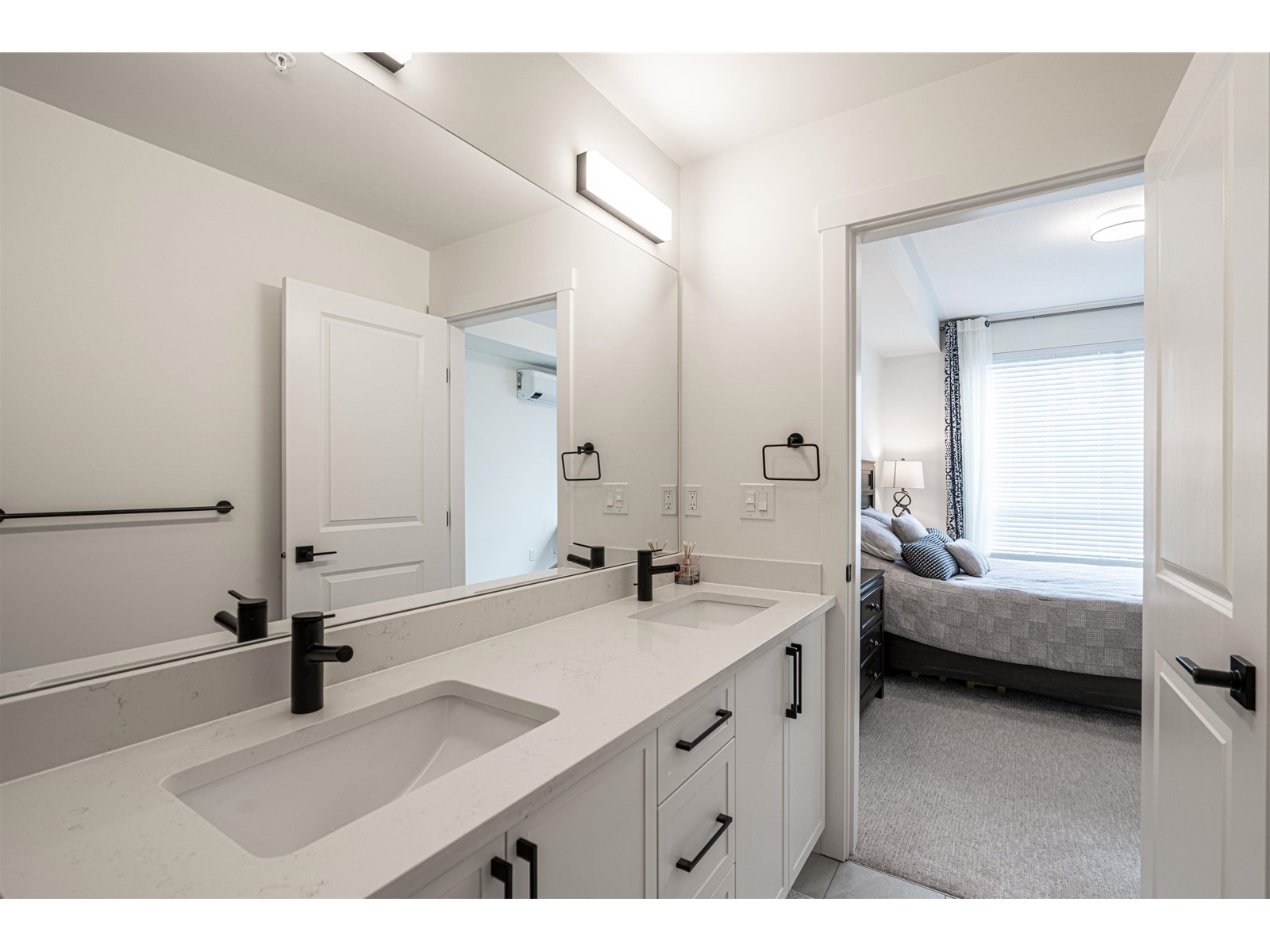 211 7506 199a Street, Langley, British Columbia  V2Y 3K9 - Photo 4 - R3008780