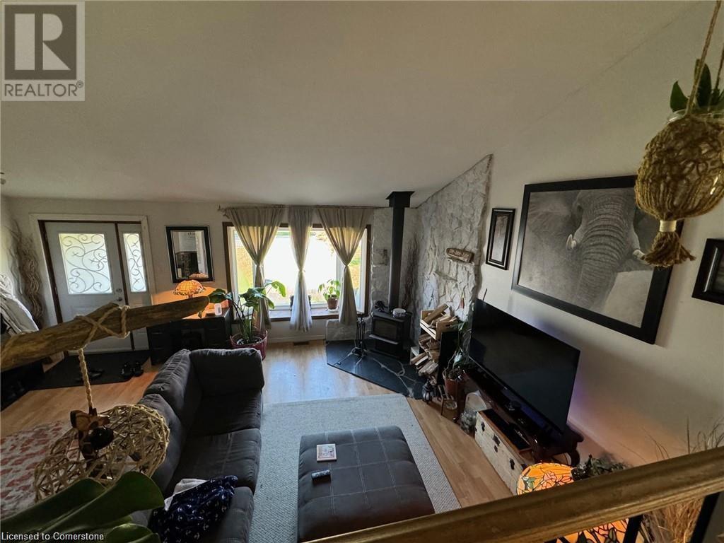 Property at 24 WOODHOUSE Avenue image 5