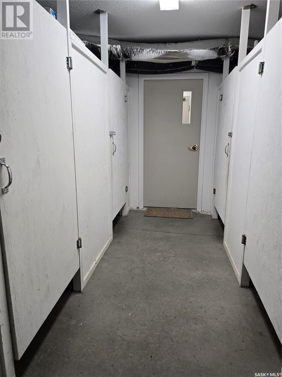 202 304 3rd Avenue E, Watrous, Saskatchewan  S0K 4T0 - Photo 38 - SK988335