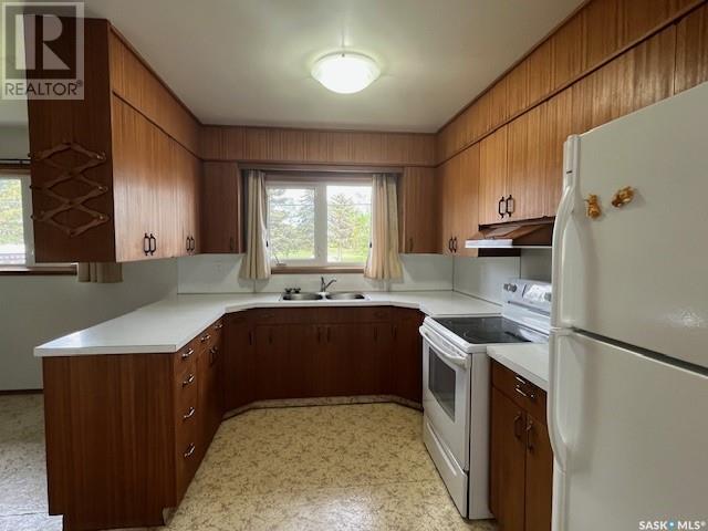 400 Centre Street, Caronport, Saskatchewan  S0H 0S0 - Photo 8 - SK007539