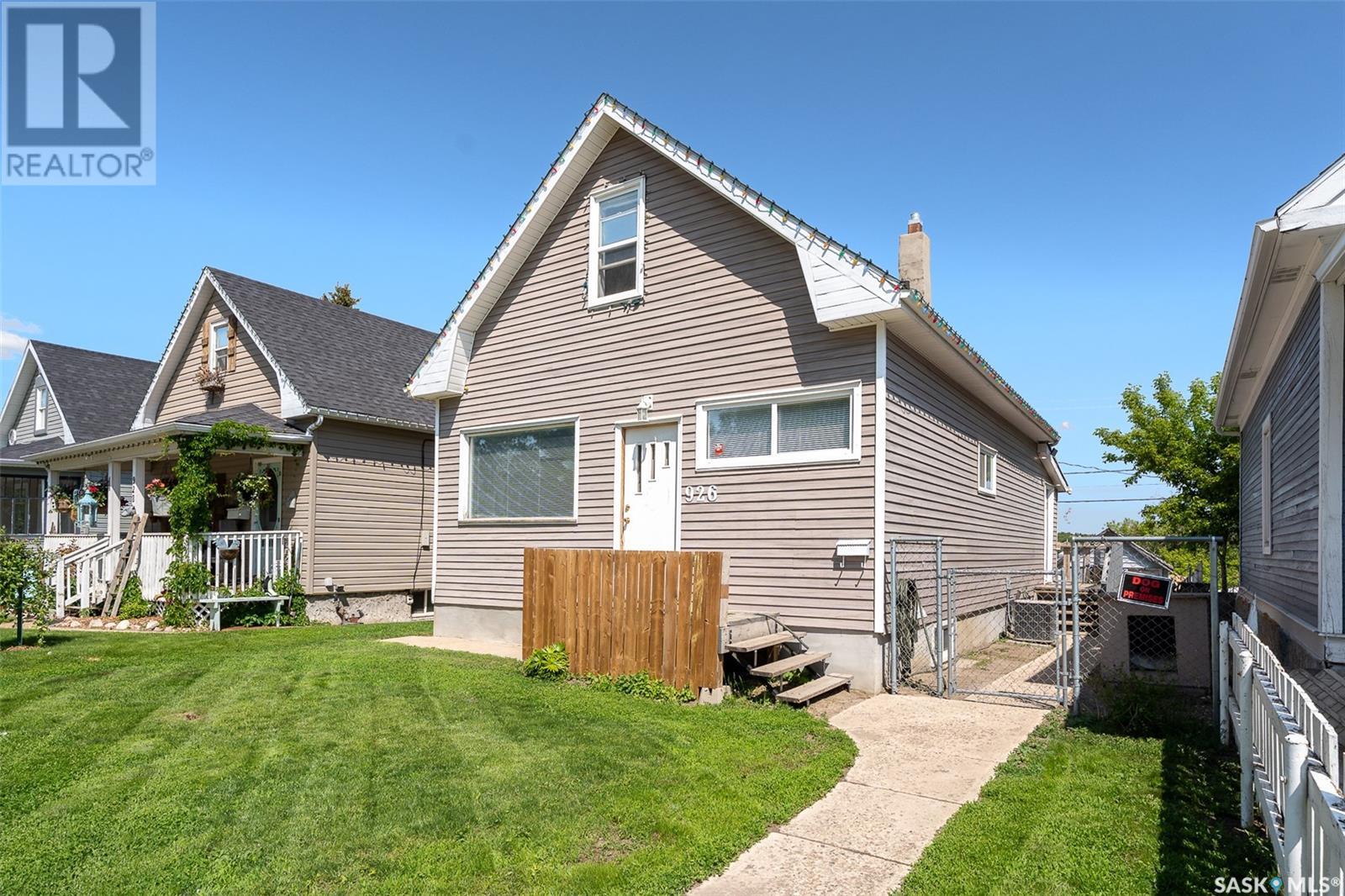 Property at 926 Lillooet STREET W image 2