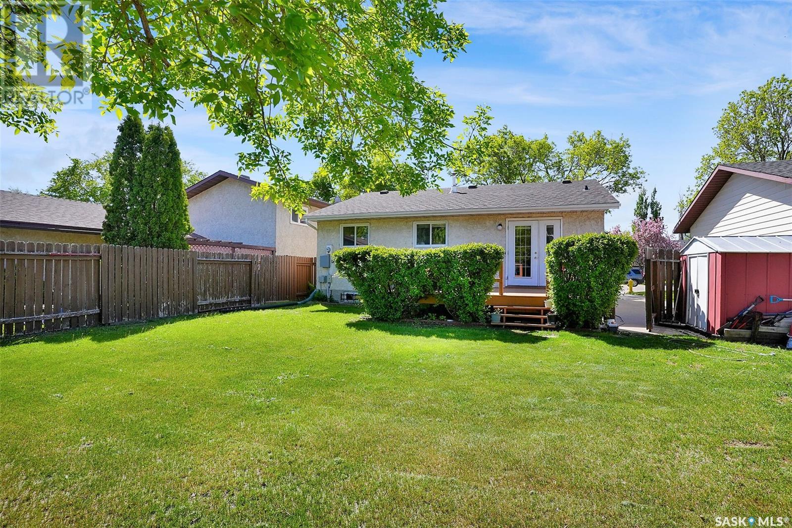 1106 Mcneill Crescent, Regina, Saskatchewan  S4R 1A6 - Photo 24 - SK007561