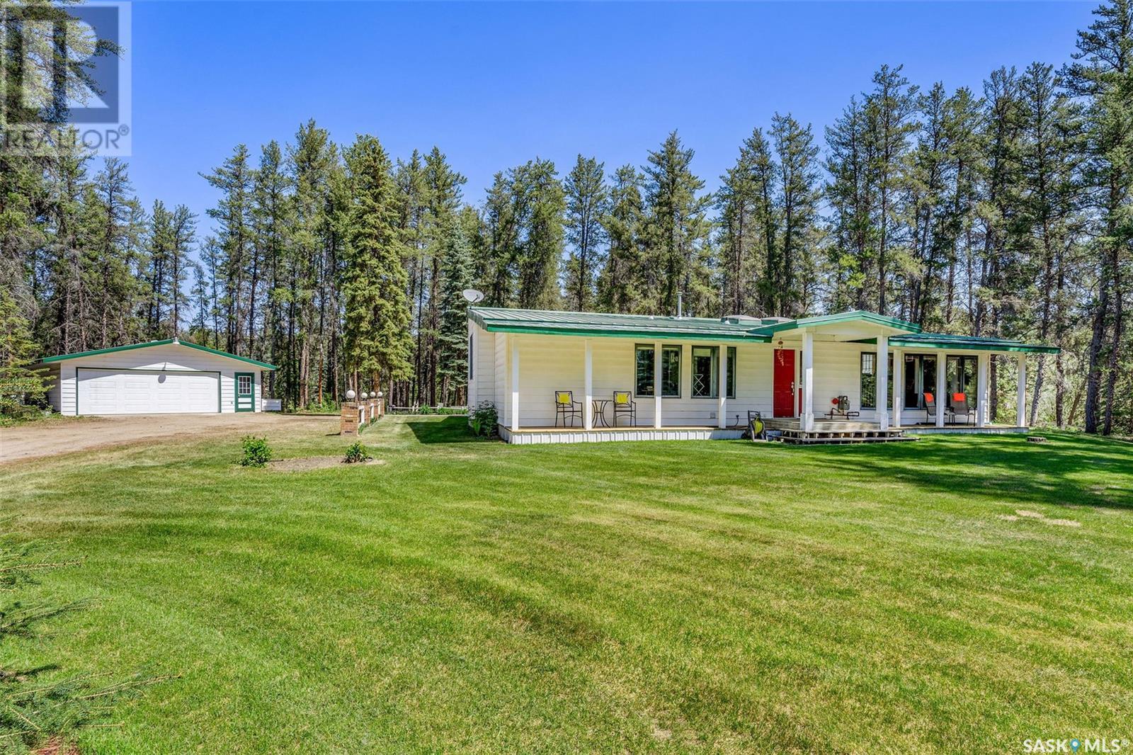 543 Pineland Place, Buckland Rm No. 491, Saskatchewan  S6V 5R3 - Photo 3 - SK007318