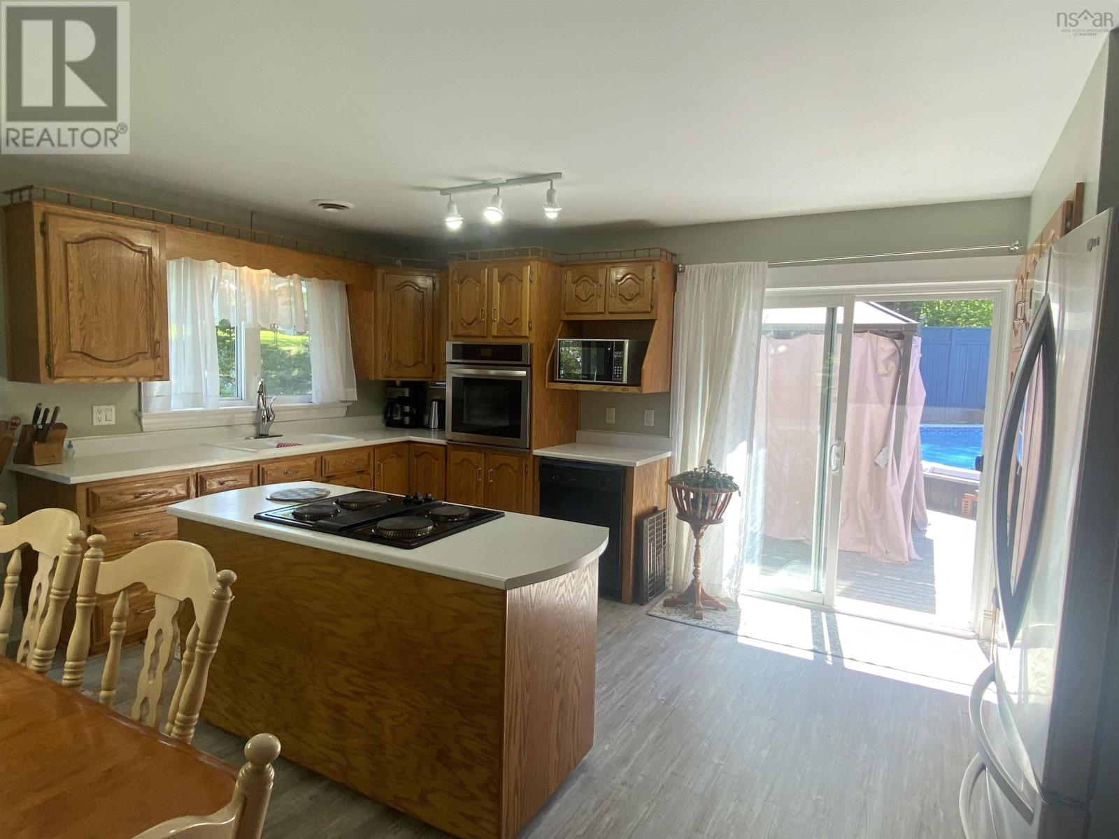 17 Graham Avenue, Truro, Nova Scotia  B2N 3P9 - Photo 8 - 202512725
