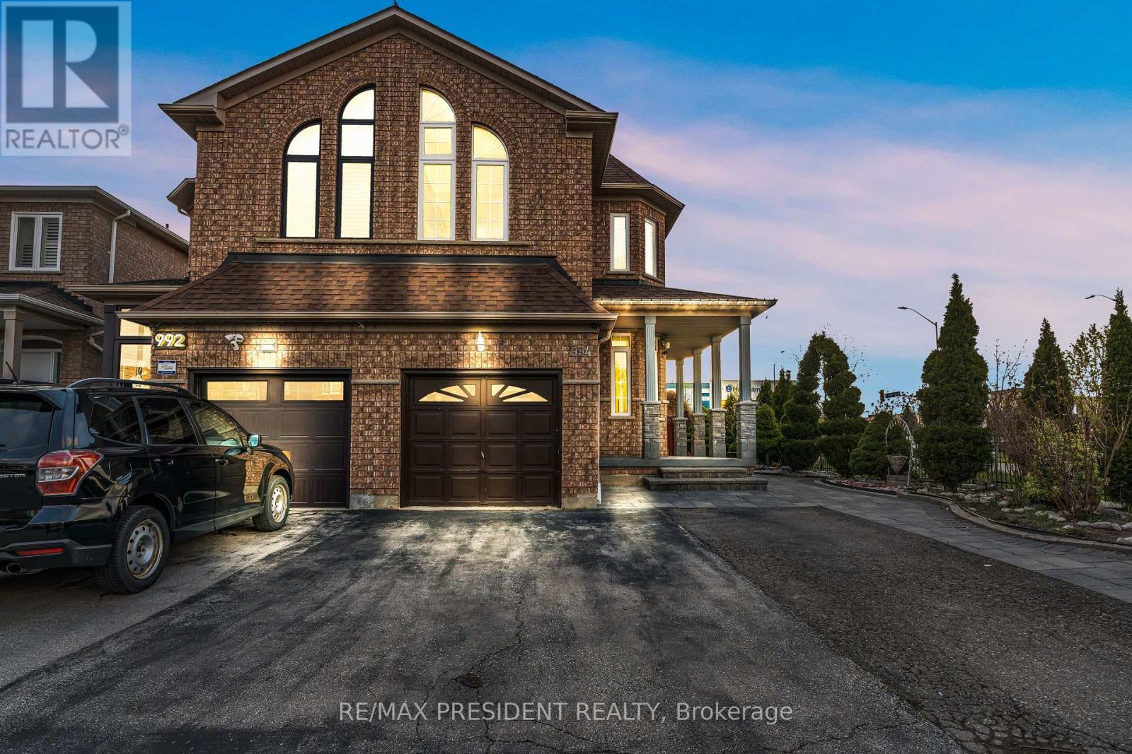 994 LEDBURY CRESCENT, Mississauga, Ontario
