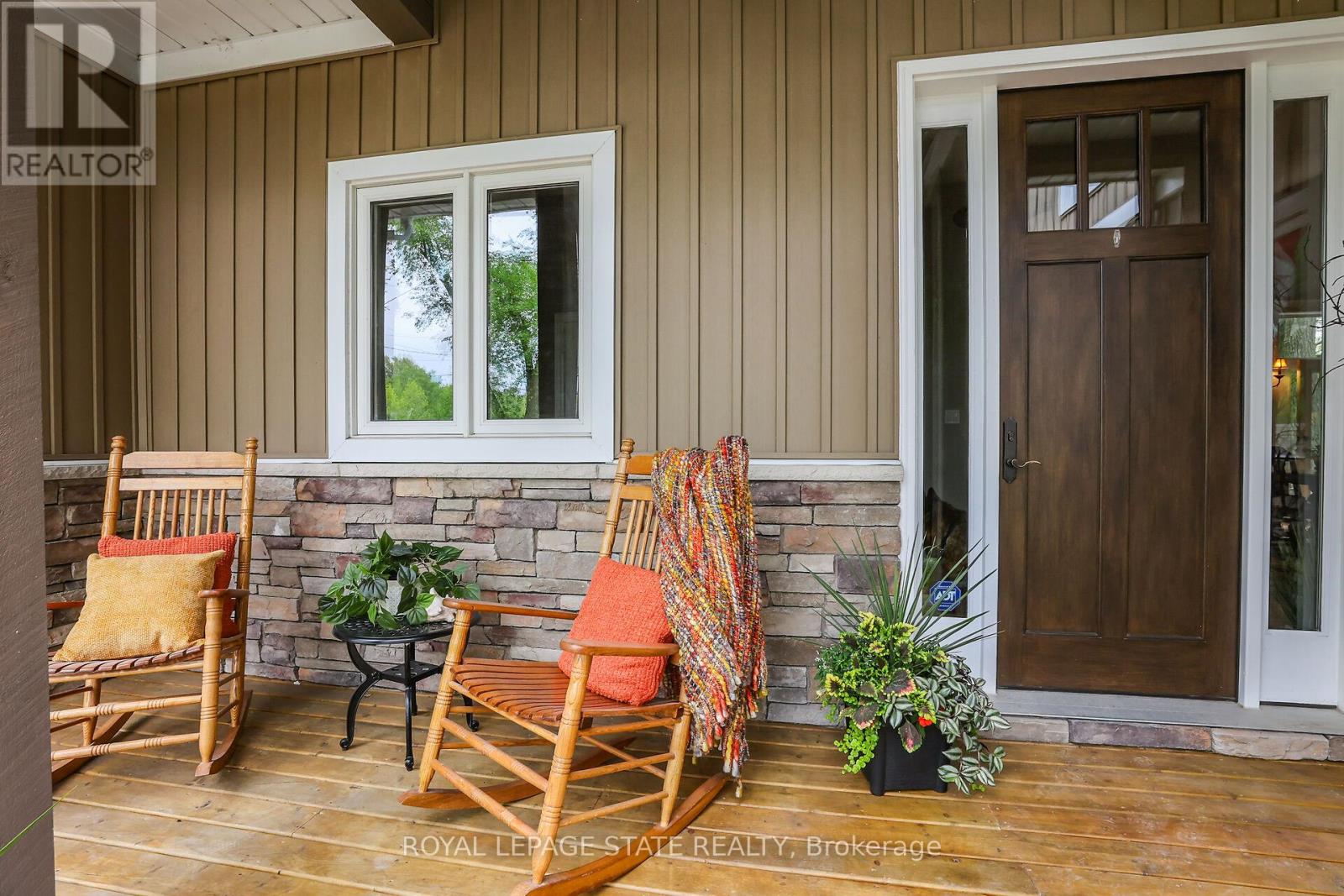 792 Old York Road, Burlington, Ontario  L7P 4X9 - Photo 5 - W12181694