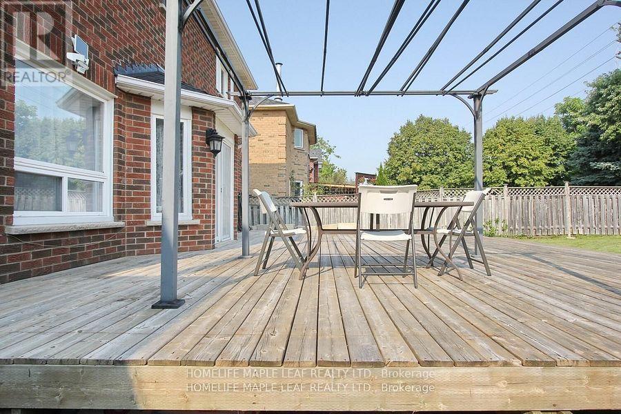 110 Corkett Drive, Brampton, Ontario  L6X 3E6 - Photo 37 - W12181724