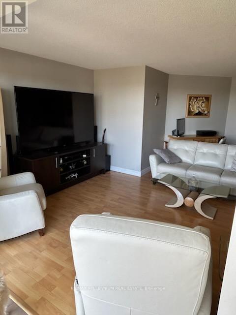 811 - 61 Markbrook Lane, Toronto (Mount Olive-Silverstone-Jamestown), Ontario  M9V 5E7 - Photo 19 - W12181746